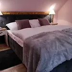 Ranczo W Dolinie Karpia - Blisko 